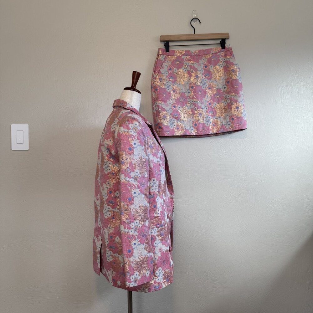 Asos Floral Metalic Set Blazer and Mini Skirt Size 4 Size 6 - Picture 4 of 6